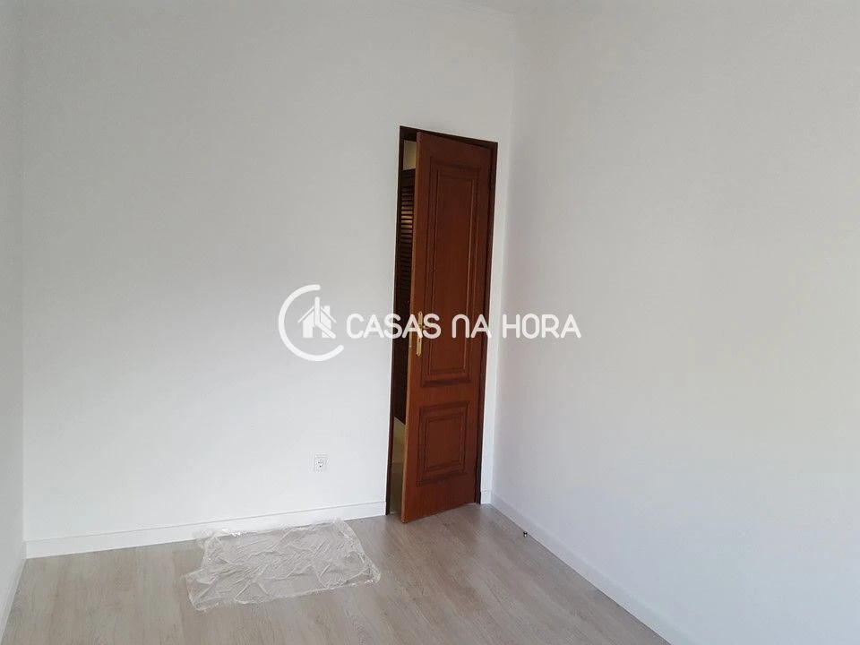 Apartamento T2 para Arrendamento em União das Freguesias de Setúbal Foto 15
