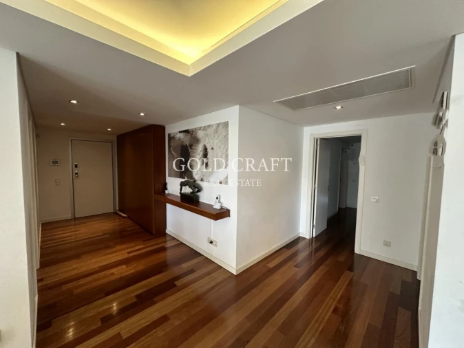 Apartamento T4 para Venda em Sacavém e Prior Velho Foto 14