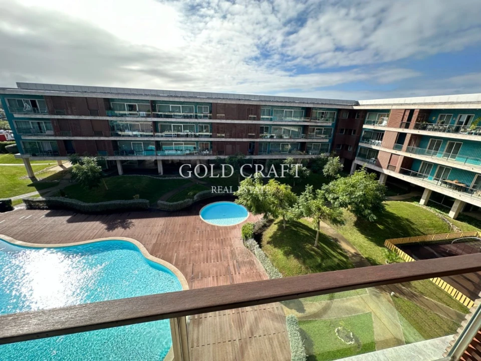 Apartamento T4 para Venda em Sacavém e Prior Velho Foto 41