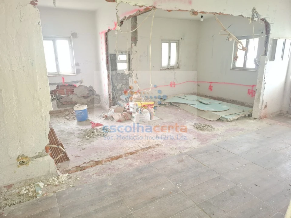 Moradia T3 para Venda em Sesimbra (Castelo) Foto 10