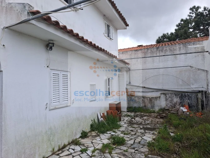 Moradia T3 para Venda em Sesimbra (Castelo) Foto 3