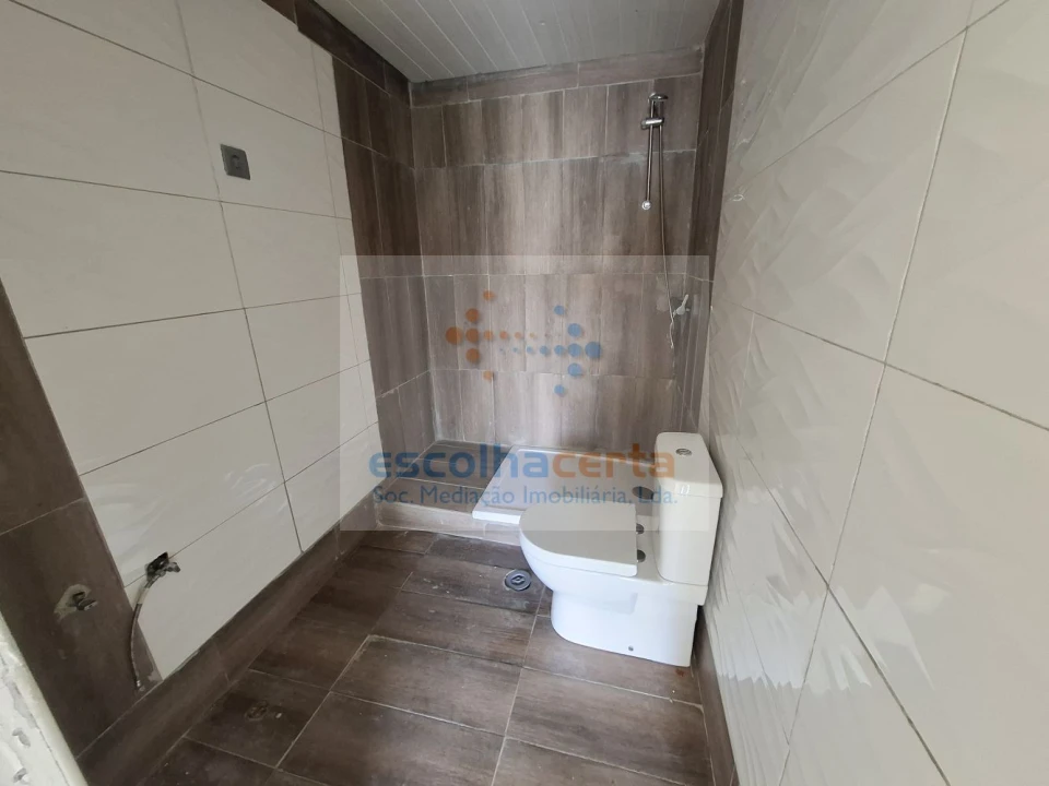 Moradia T3 para Venda em Sesimbra (Castelo) Foto 14