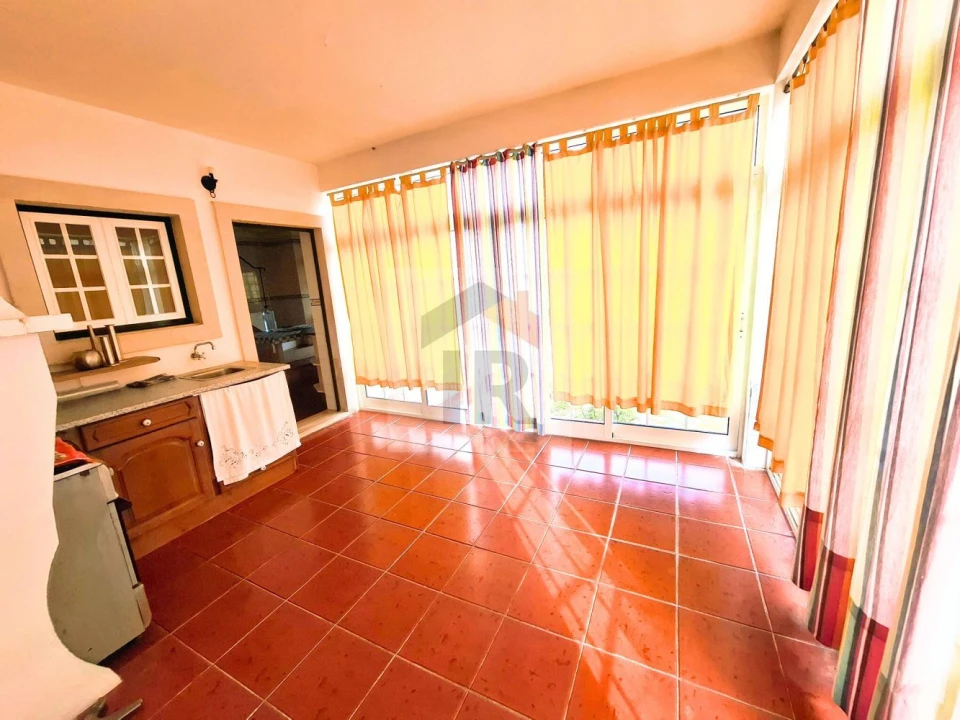 Moradia T3 para Venda em Caldas da Rainha - Santo Onofre e Serra do Bouro Foto 9