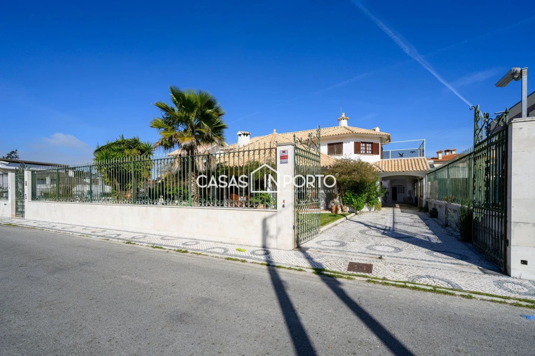 Moradia T6 para Venda em Gafanha da Nazaré Foto 1