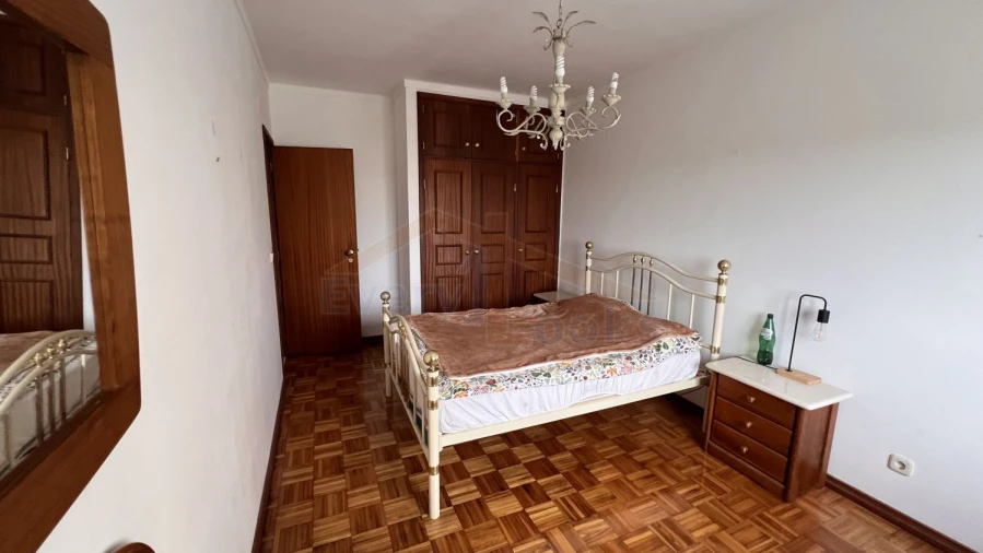 Apartamento T1 para Venda em Peniche Foto 18