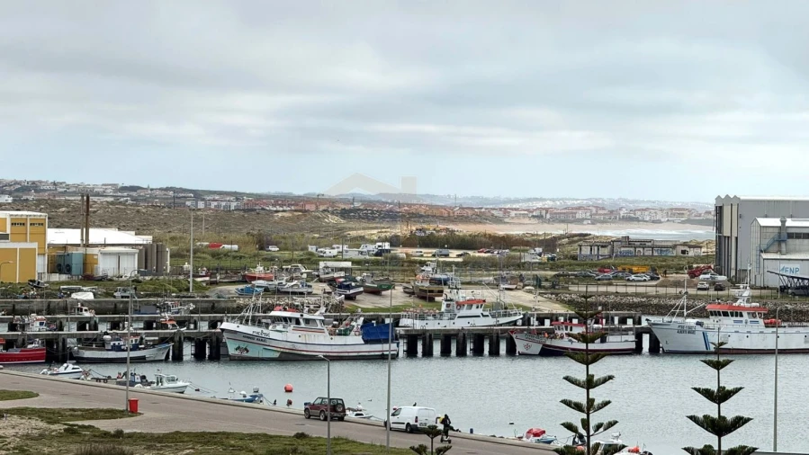 Apartamento T1 para Venda em Peniche Foto 32