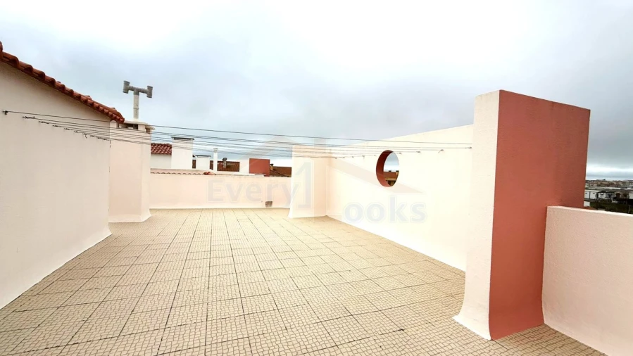 Apartamento T1 para Venda em Peniche Foto 29