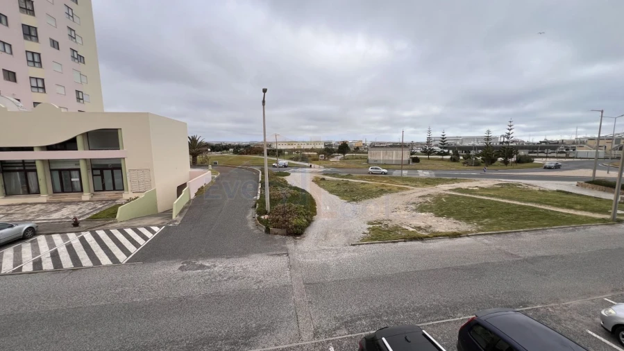 Apartamento T1 para Venda em Peniche Foto 34