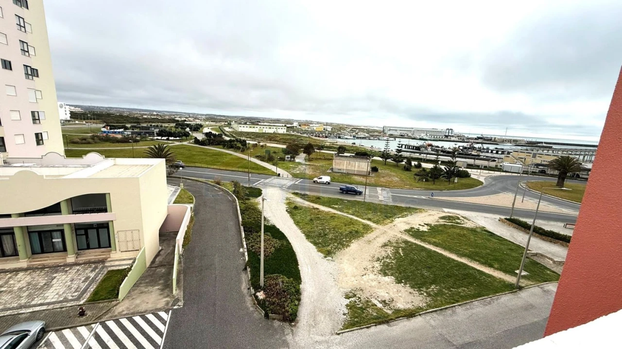 Apartamento T1 para Venda em Peniche Foto 33