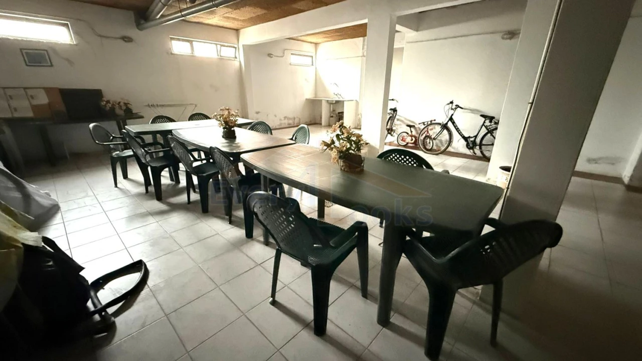 Apartamento T1 para Venda em Peniche Foto 23