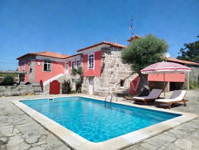 Moradia T4 para Venda em Milhazes, Vilar de Figos e Faria Foto 1