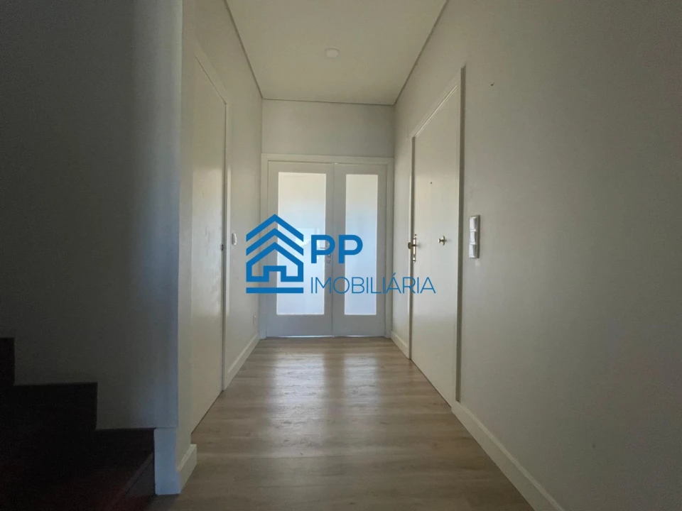 Apartamento T4 para Venda em Pedroso e Seixezelo Foto 55