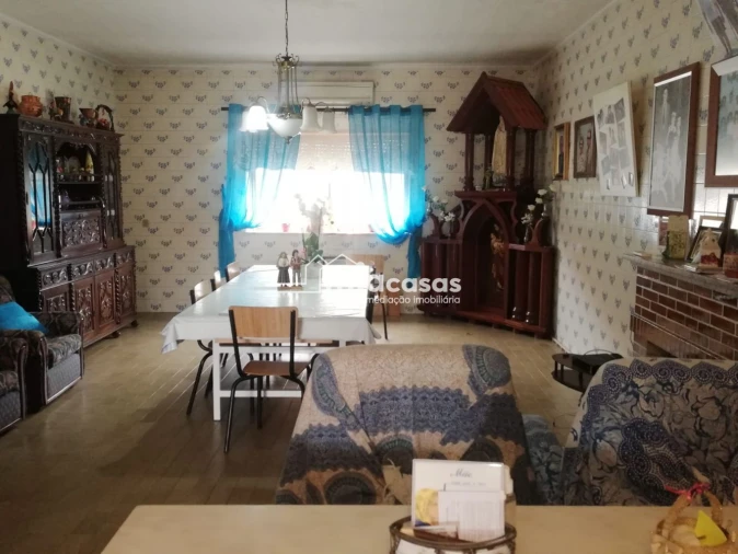 Moradia T6 para Venda em Fermentelos Foto 3