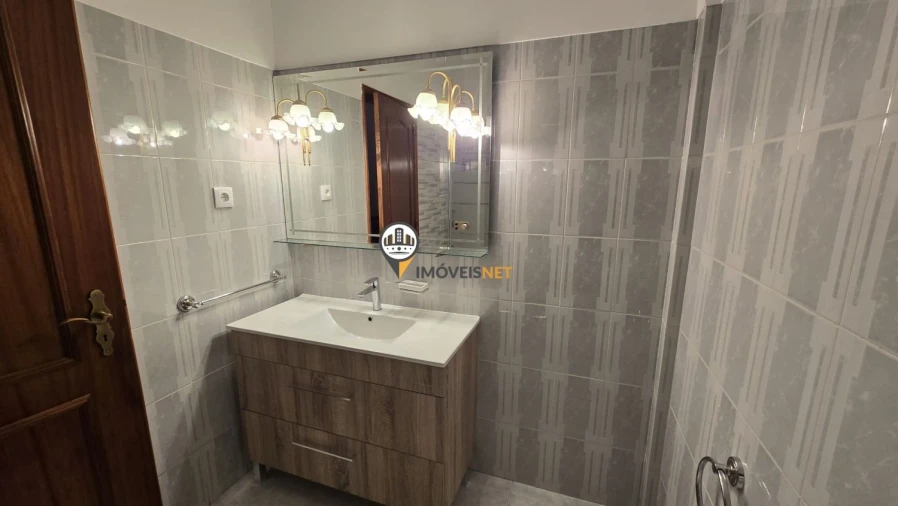 Apartamento T3 para Venda em Castelo Branco Foto 16