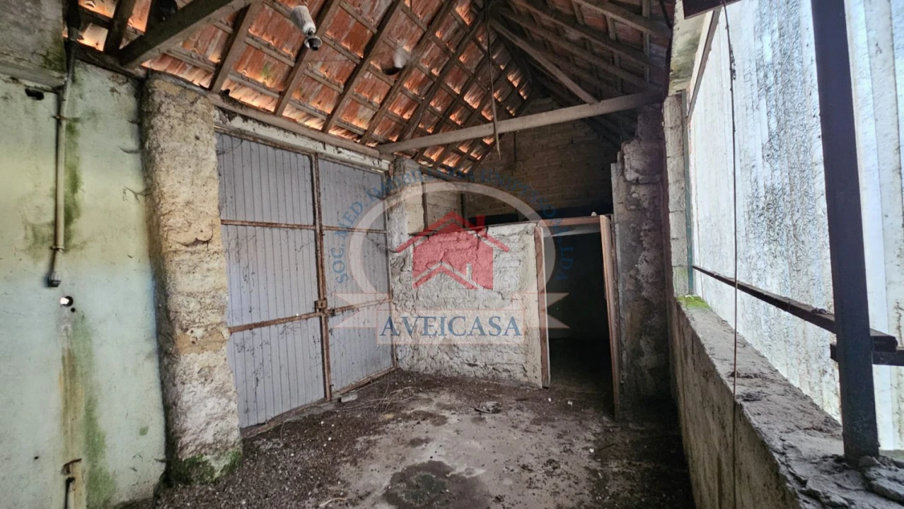 Moradia T8 para Venda em Oliveirinha Foto 15