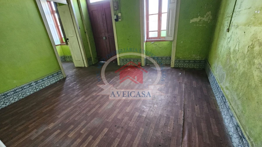 Moradia T8 para Venda em Oliveirinha Foto 18