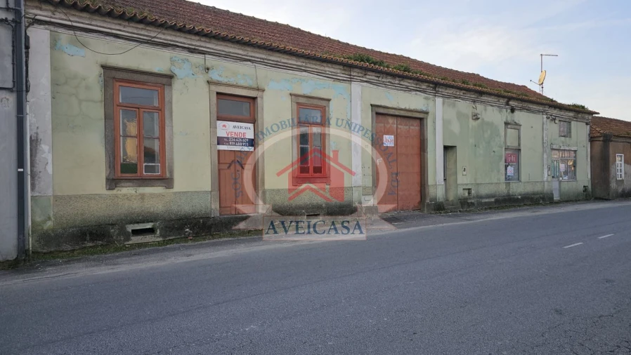 Moradia T8 para Venda em Oliveirinha Foto 1