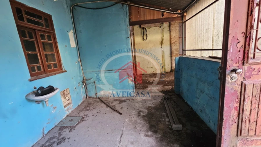 Moradia T8 para Venda em Oliveirinha Foto 12