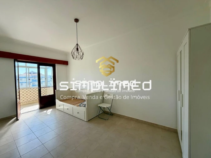 Apartamento T3 para Venda em Laranjeiro e Feijó Foto 18