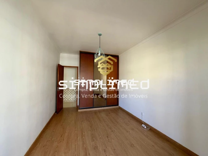 Apartamento T3 para Venda em Laranjeiro e Feijó Foto 14