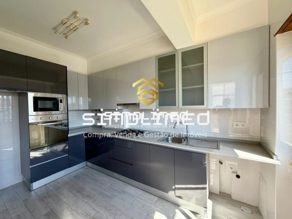 Apartamento T3 para Venda em Laranjeiro e Feijó Foto 4