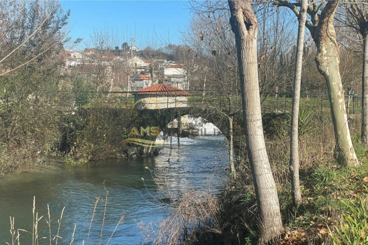 Moradia T3 para Venda em Cepães e Fareja Foto 8