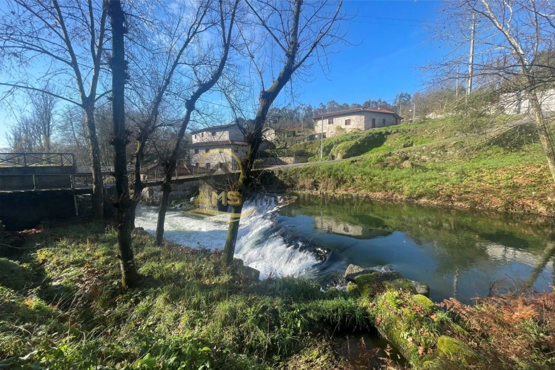 Moradia T3 para Venda em Cepães e Fareja Foto 12