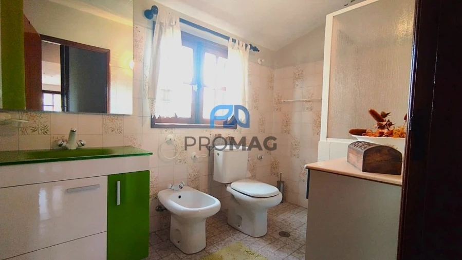 Moradia T6 para Venda em Resende Foto 50