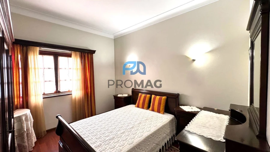 Moradia T6 para Venda em Resende Foto 38