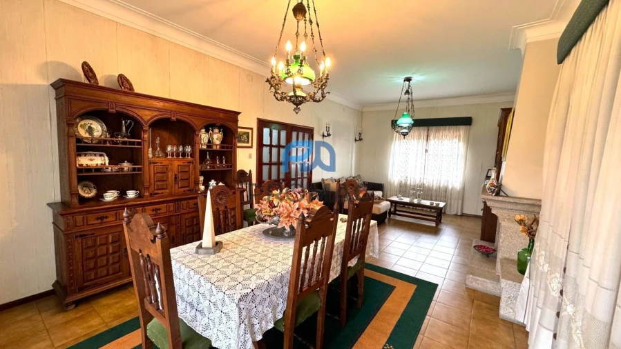 Moradia T6 para Venda em Resende Foto 46