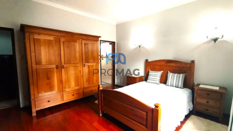 Moradia T6 para Venda em Resende Foto 34