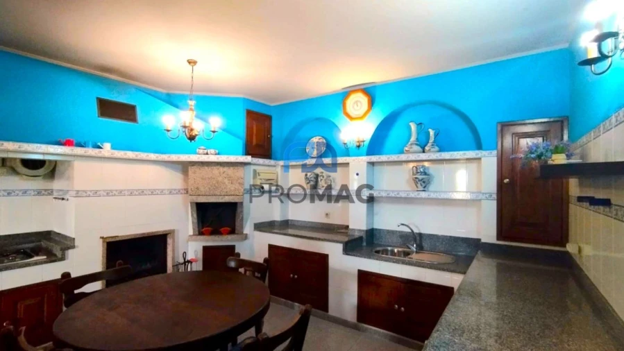 Moradia T6 para Venda em Resende Foto 27