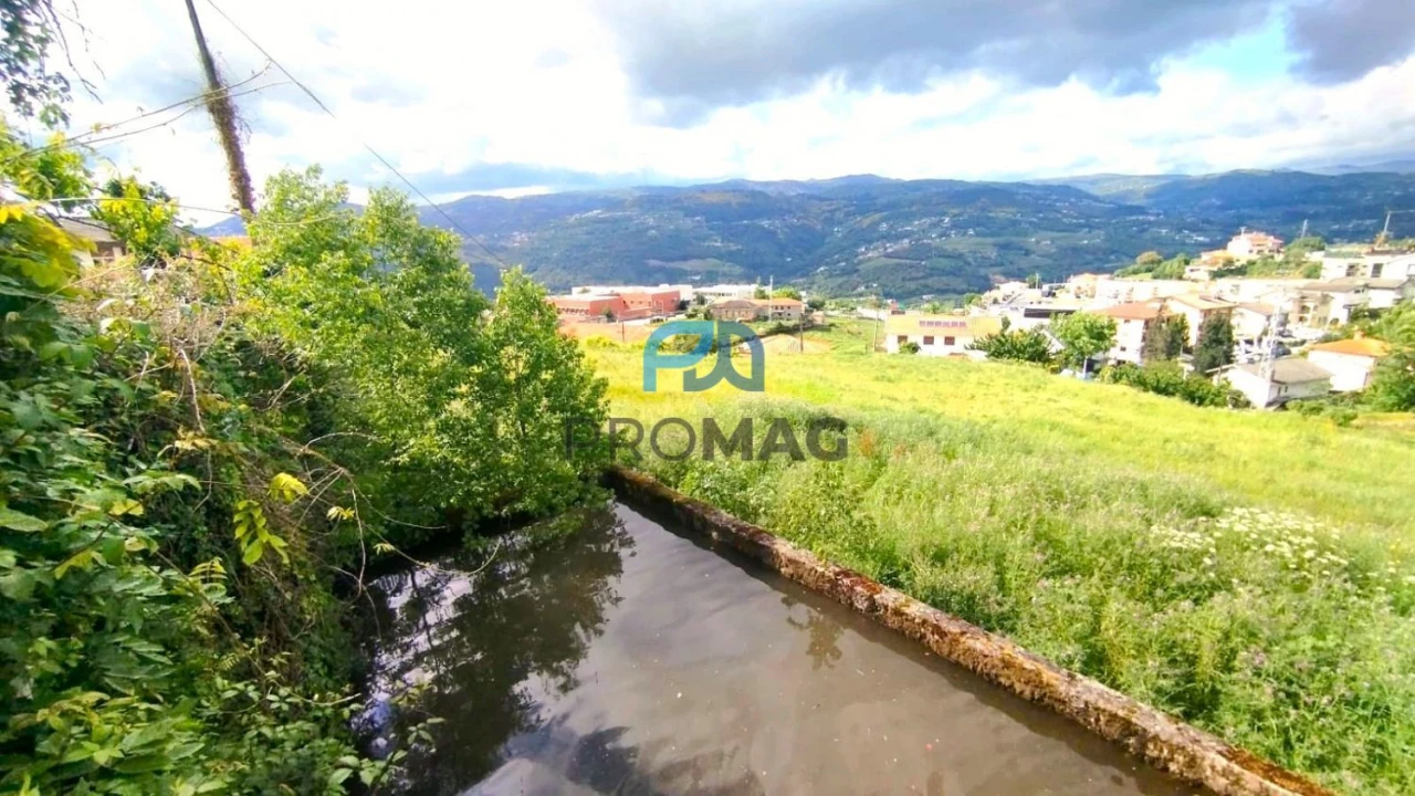 Moradia T6 para Venda em Resende Foto 22