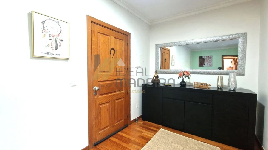 Apartamento T3 para Venda em Santo Antonio Foto 2