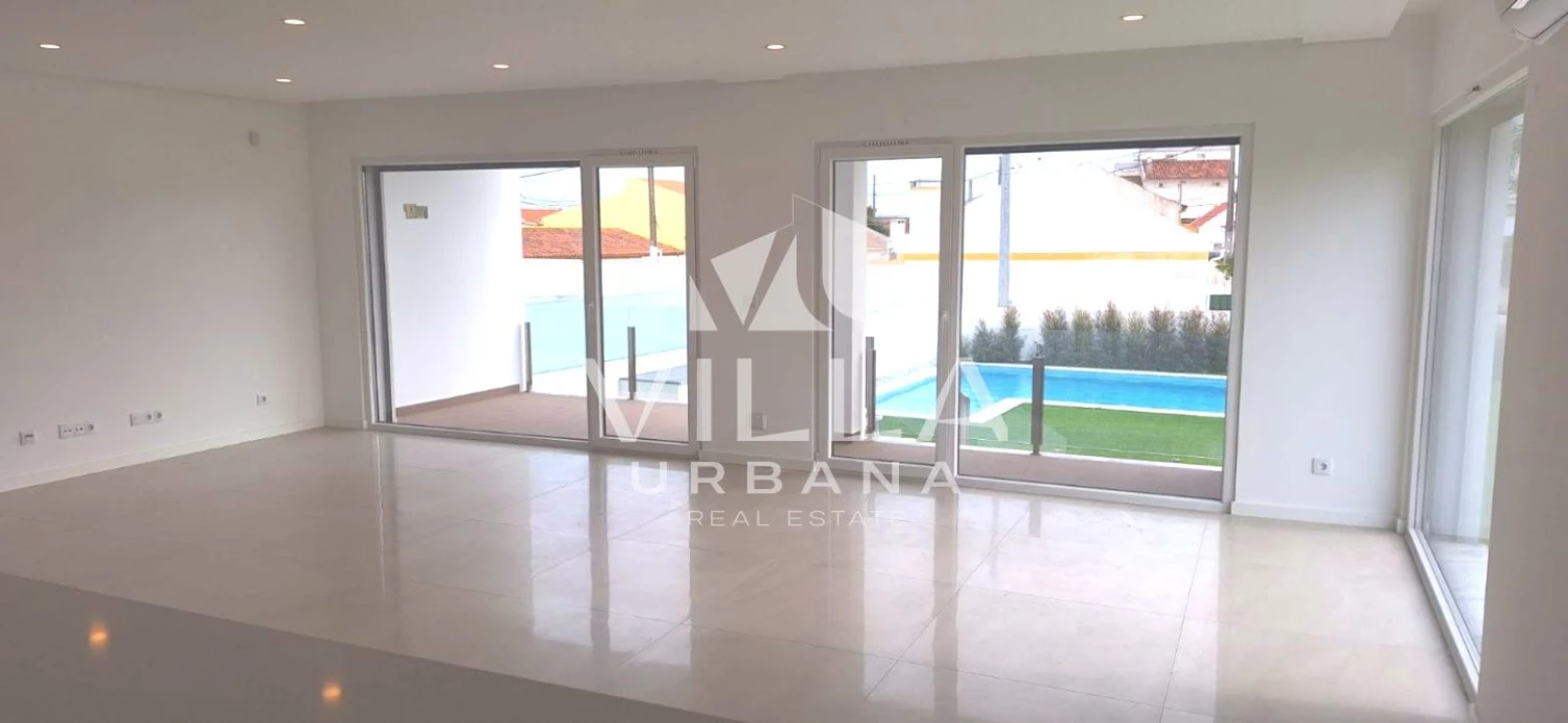 Moradia T3 para Venda em Charneca de Caparica e Sobreda Foto 7