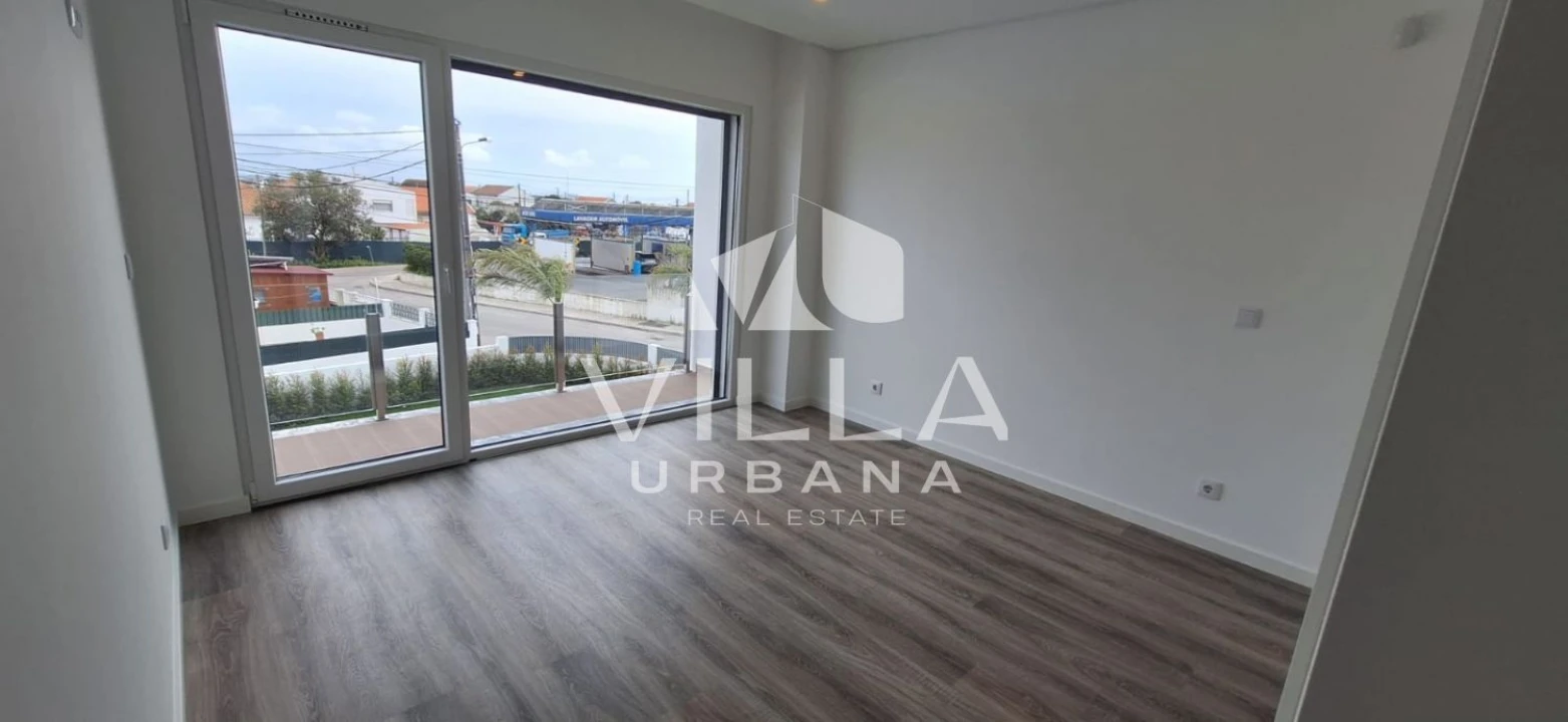 Moradia T3 para Venda em Charneca de Caparica e Sobreda Foto 9