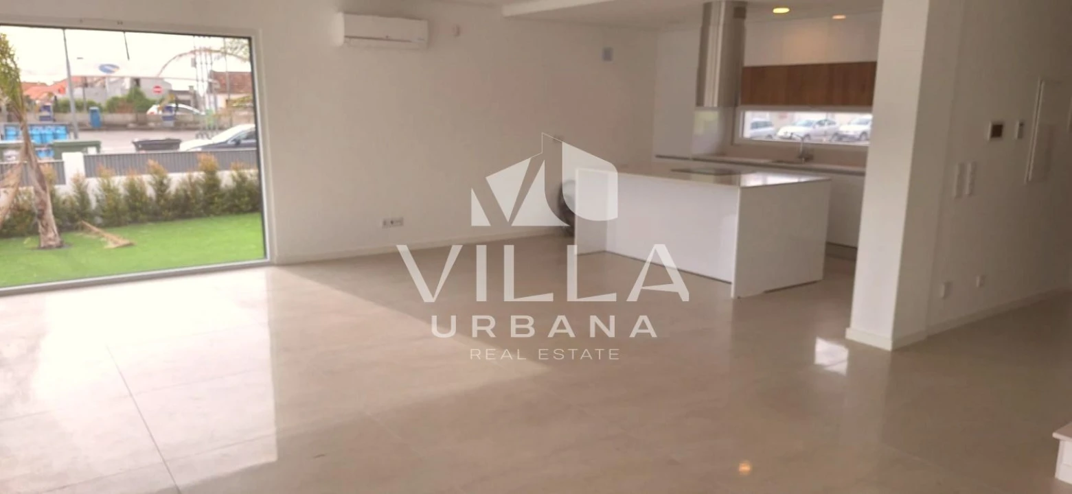 Moradia T3 para Venda em Charneca de Caparica e Sobreda Foto 8