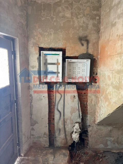 Moradia T2 para Venda em Peral