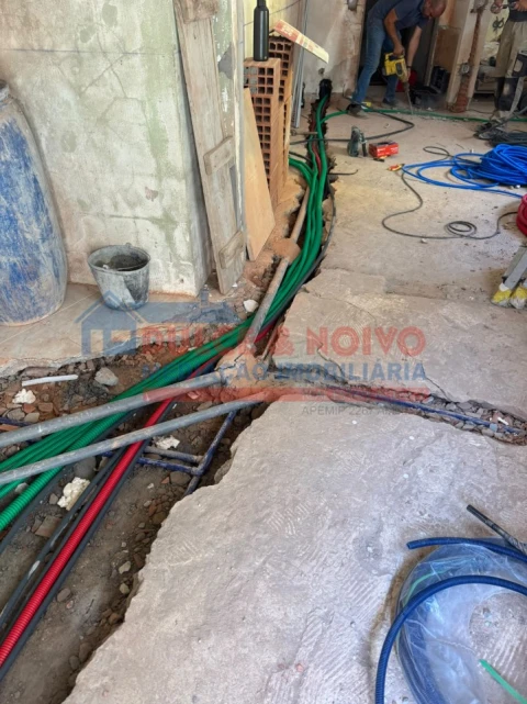 Moradia T2 para Venda em Peral