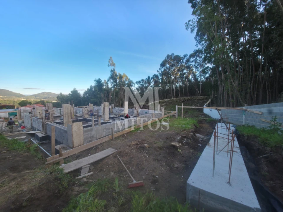 Moradia T3 para Venda em Estorãos Foto 14