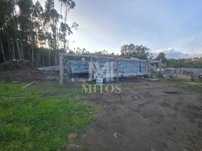 Moradia T3 para Venda em Estorãos Foto 15