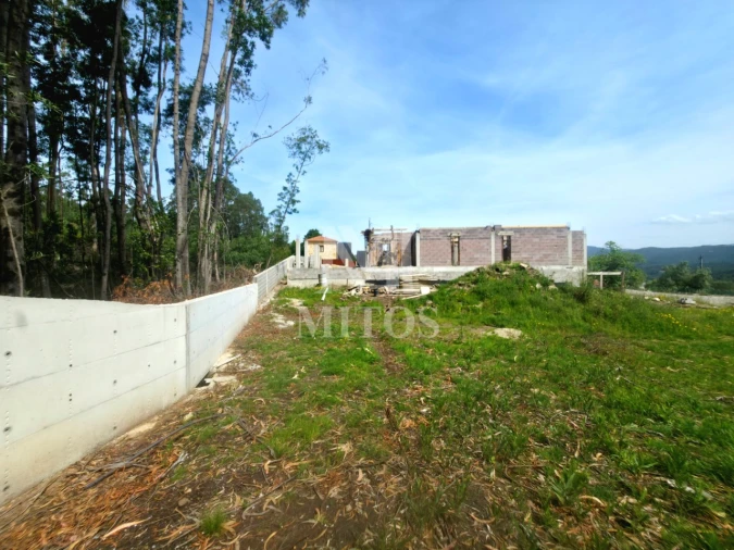 Moradia T3 para Venda em Estorãos Foto 16