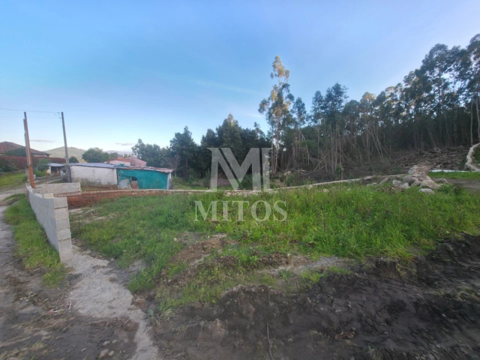 Moradia T3 para Venda em Estorãos Foto 6