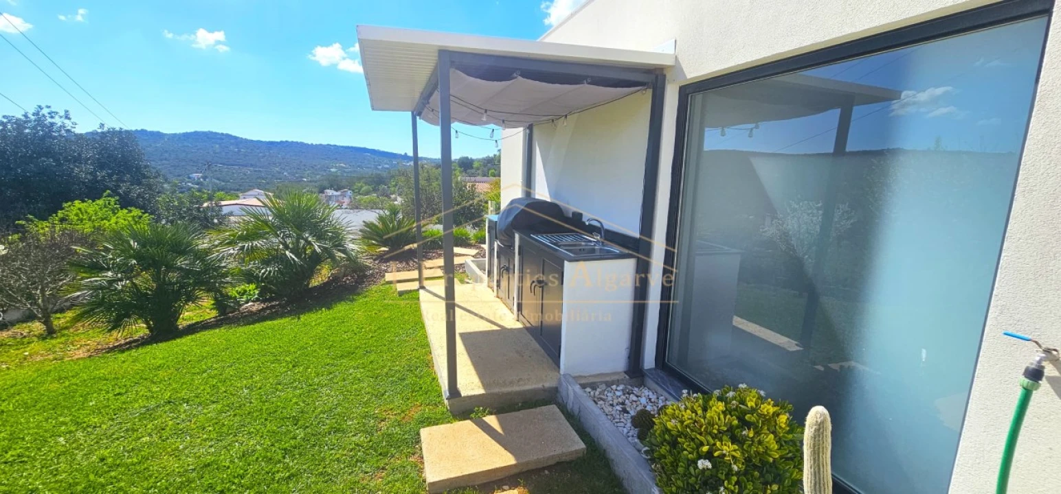 Moradia T3 para Venda em Loule (São Sebastião) Foto 41