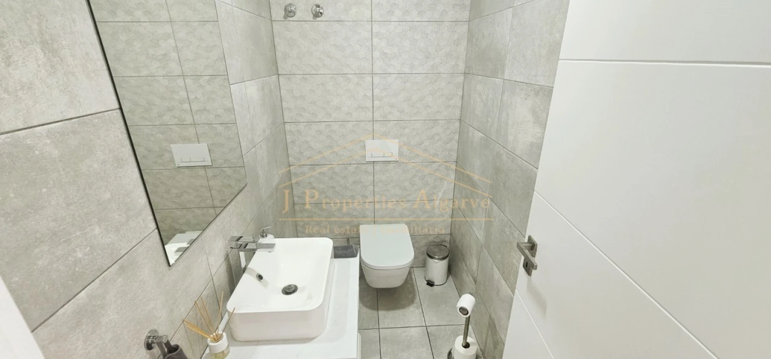 Moradia T3 para Venda em Loule (São Sebastião) Foto 30