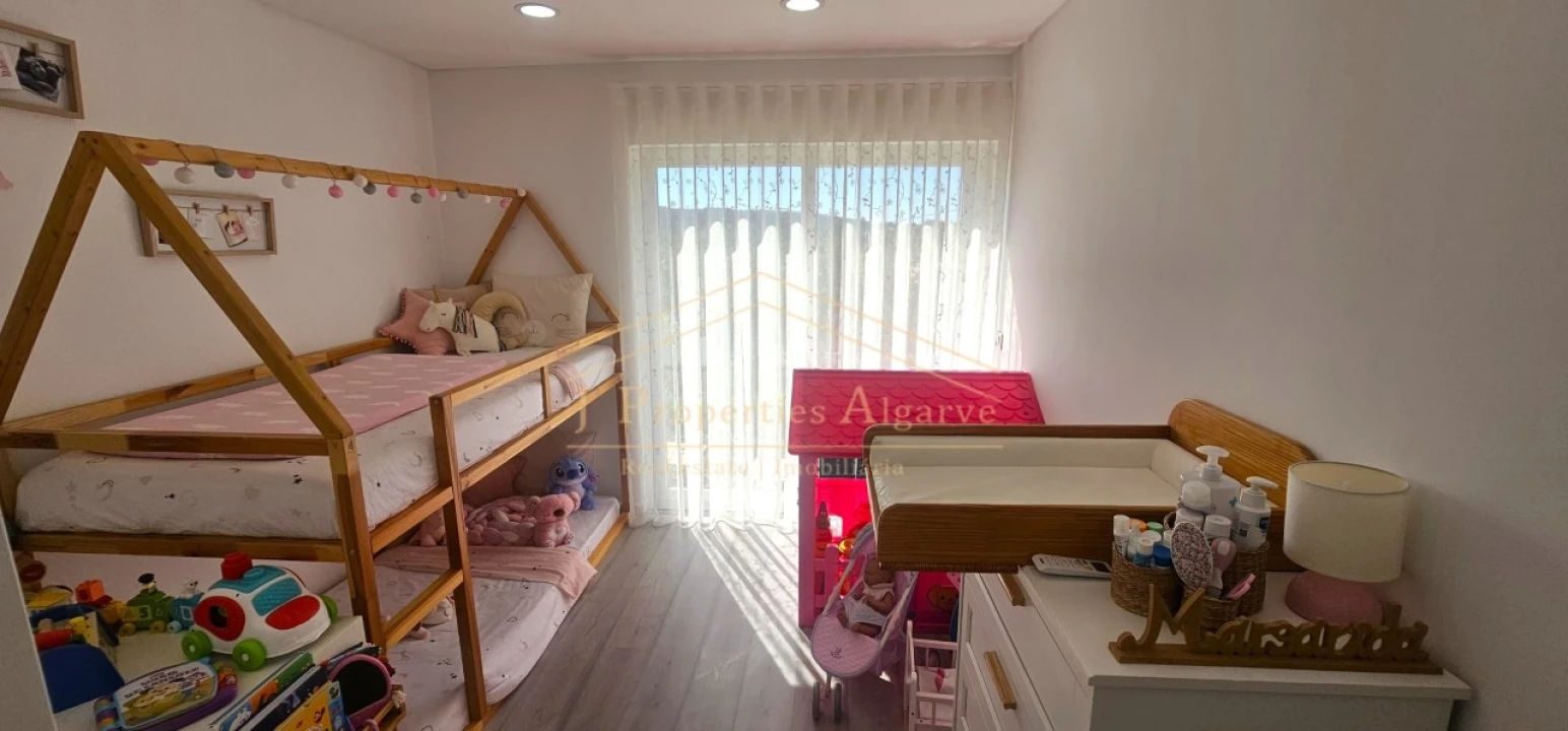 Moradia T3 para Venda em Loule (São Sebastião) Foto 27