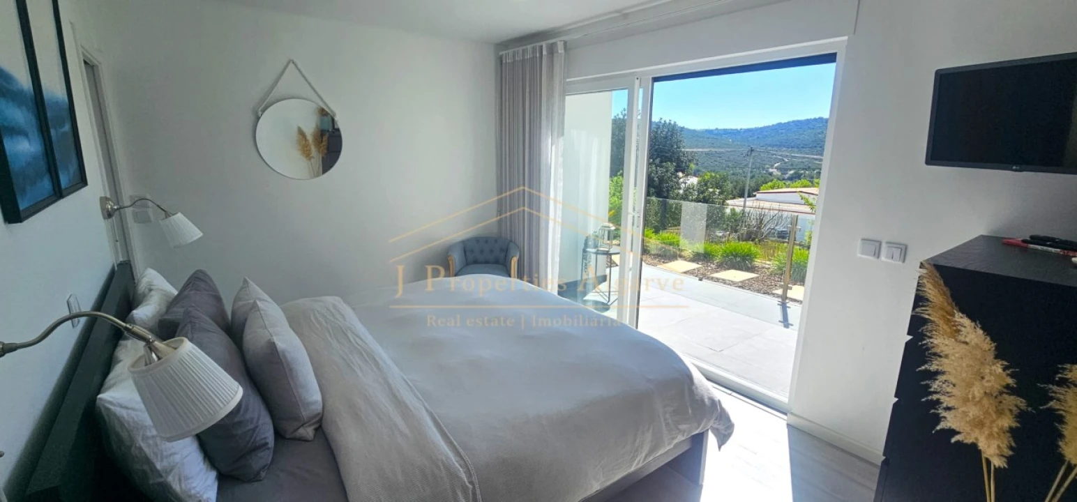 Moradia T3 para Venda em Loule (São Sebastião) Foto 15