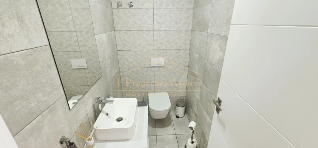 Moradia T3 para Venda em Loule (São Sebastião) Foto 30