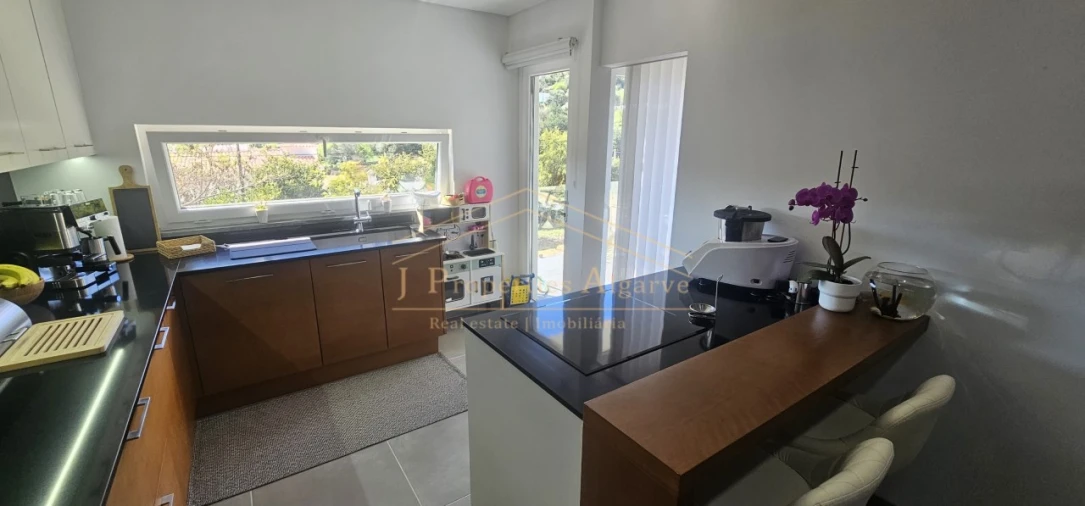 Moradia T3 para Venda em Loule (São Sebastião) Foto 13