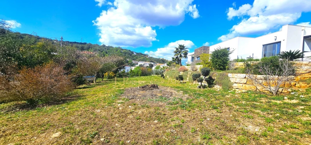 Moradia T3 para Venda em Loule (São Sebastião) Foto 46